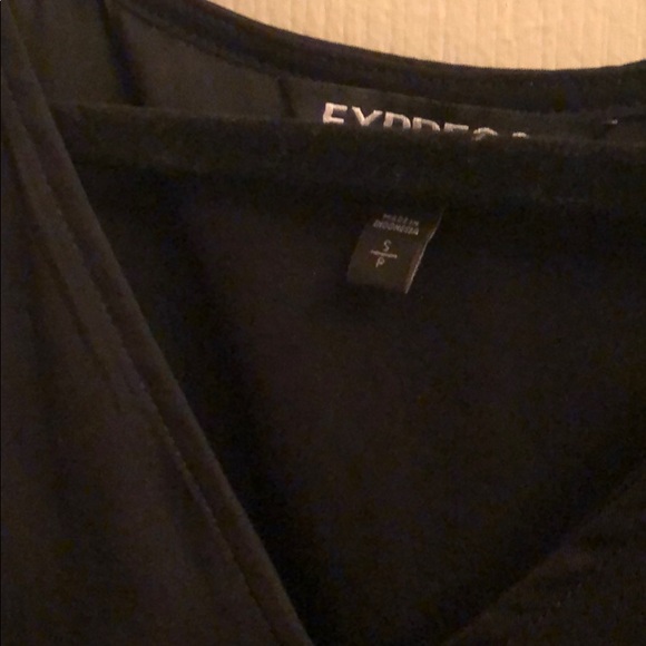 Express Blouse - Picture 2 of 4